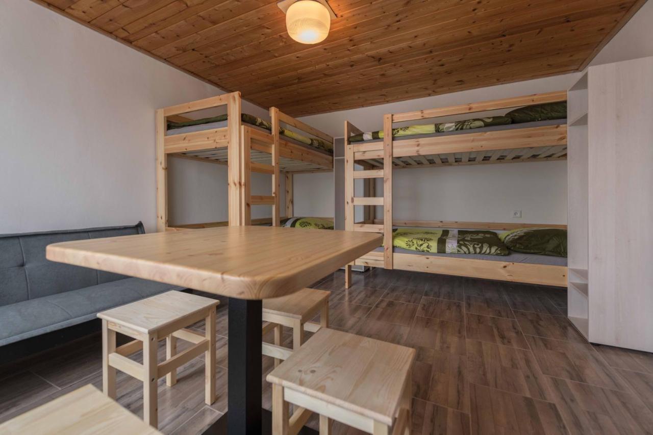 Chaty A Apartmany Hracholusky Kemp Kosatka Pnovany Ngoại thất bức ảnh